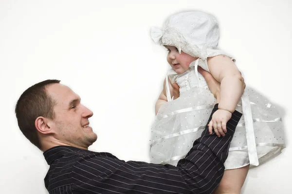 Lächelnder Vater Hält Sein Entzückendes Baby Den Händen — Stockfoto