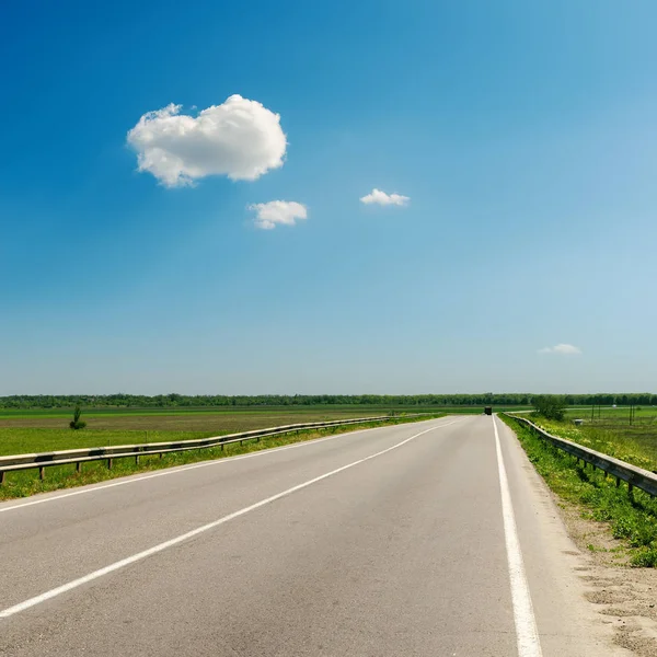 Vägen Mot Horisonten Blå Himmel — Stockfoto