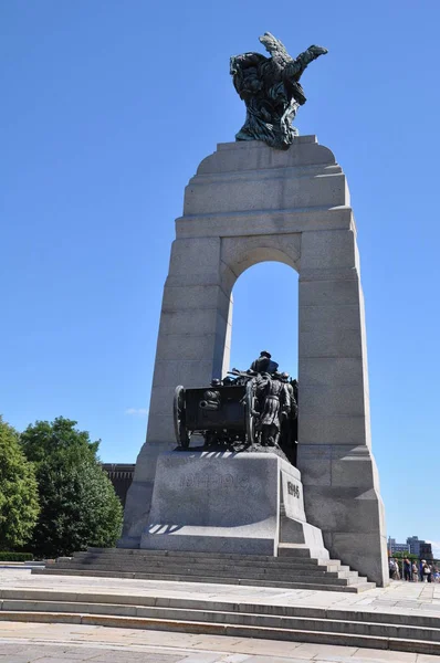 Monumento Nacional Guerra Ottawa Canadá —  Fotos de Stock