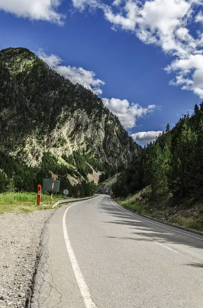 Úžasné Přírodní Pohled Pohoří Pyreneje Španělsku — Stock fotografie