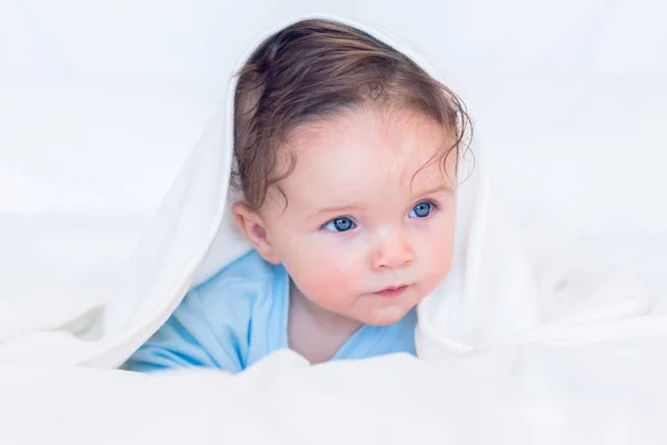 Söt Baby Pojke Täckt Filt — Stockfoto