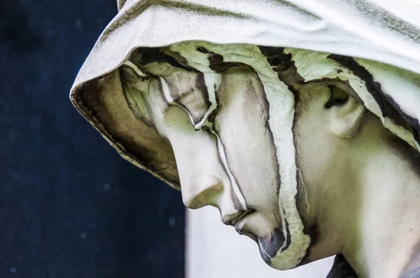 Dettaglio Una Scultura Lutto Cimitero — Foto Stock