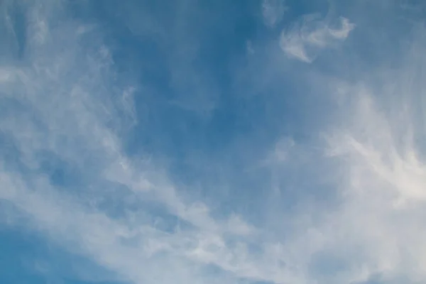 Vacker Blå Himmel Med Moln — Stockfoto