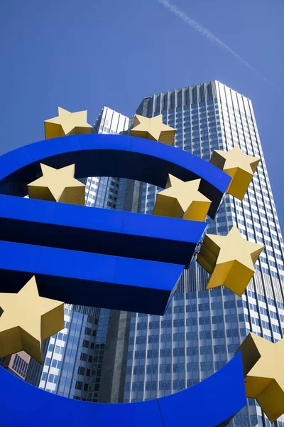 Simbolo Dell Euro Nella Banca Centrale Europea Francoforte — Foto Stock