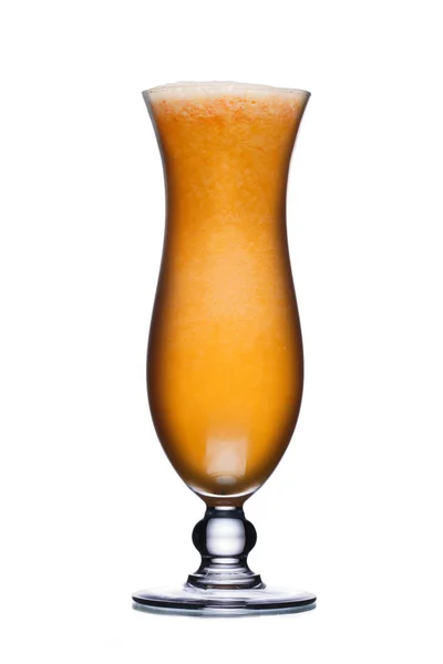 허리케인 유리에 알코올 칵테일 신선하고 깔끔한 — 스톡 사진