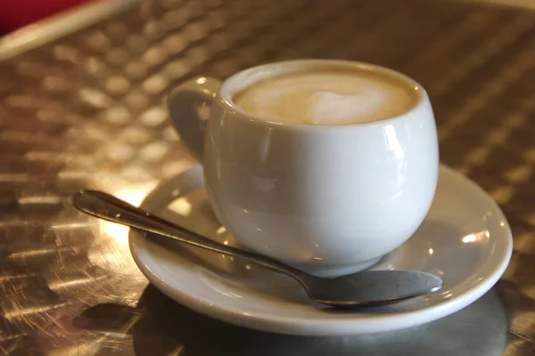 Чашка Капучино Кави Ложка Столі Кафе — стокове фото