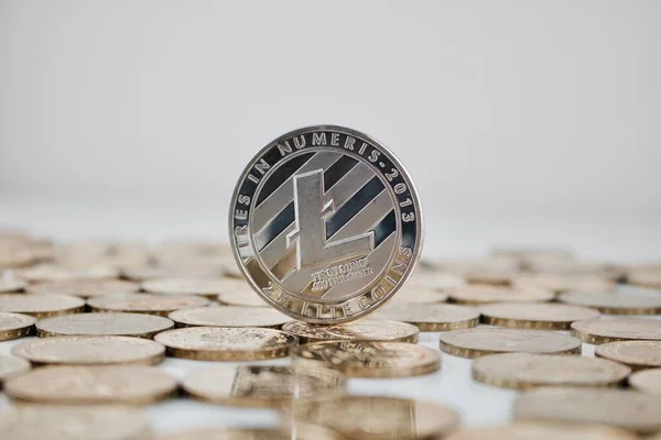 Monnaie Numérique Argent Physique Litecoin Pièce Sur Pièces — Photo