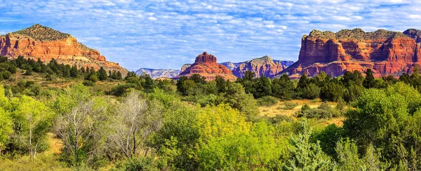 Vista Panorâmica Famosa Rocha Vermelha Sedona Eua — Fotografia de Stock