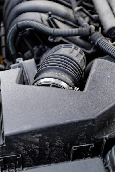 Motor Carro Interessante Preto Perto — Fotografia de Stock