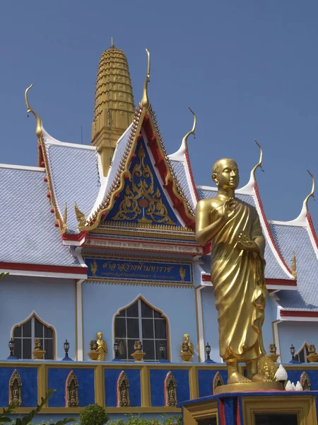 Tempio Buddista Blu Thailandia Con Immagine Buddha Piedi Primo Piano — Foto Stock