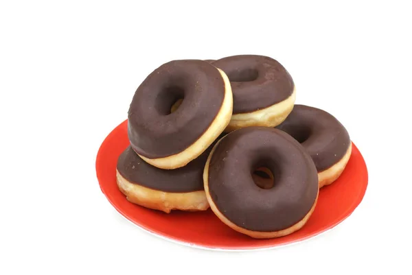 Prato Vermelho Cheio Donuts Chocolate — Fotografia de Stock