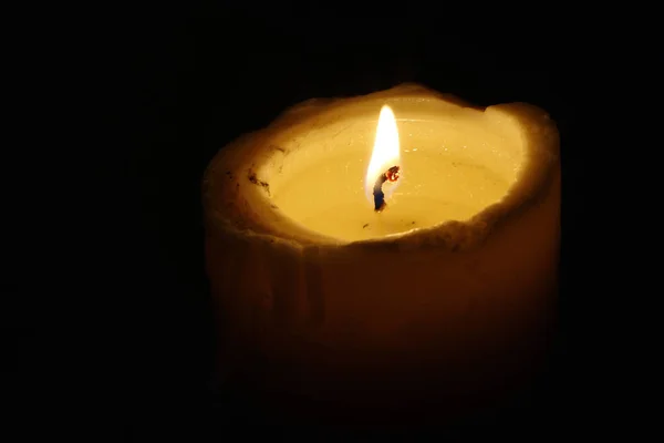 Λεπτομέρεια Από Αναμμένο Κερί Καίγοντας Κερί — Φωτογραφία Αρχείου