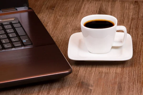 Καφές Espresso Ξύλινο Πάτωμα Laptop — Φωτογραφία Αρχείου