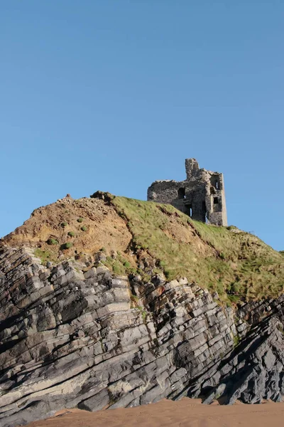 Ballybunion Κάστρο Πάνω Στα Βράχια Στη Δυτική Ακτή Της Ιρλανδίας — Φωτογραφία Αρχείου