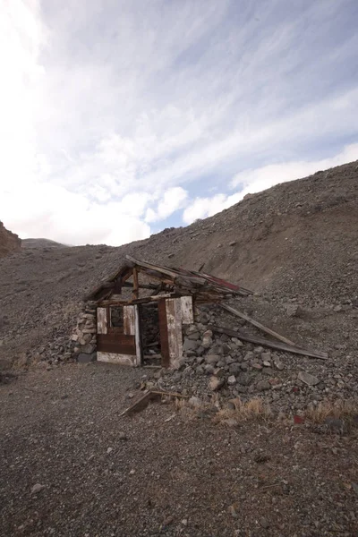 Cabaña Abandonada Desierto —  Fotos de Stock