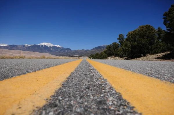 Straße Den Dünen Kolorado Autobahn Straße Den Großen Sanddünen Nationalpark — Stockfoto