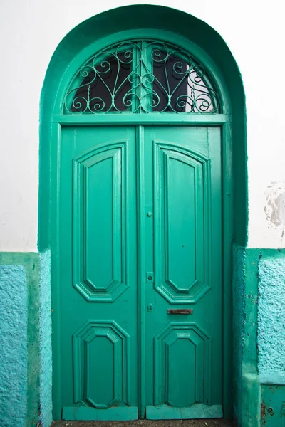 Traditional Light Green Vintage Wooden Retro Door — Stock Photo, Image