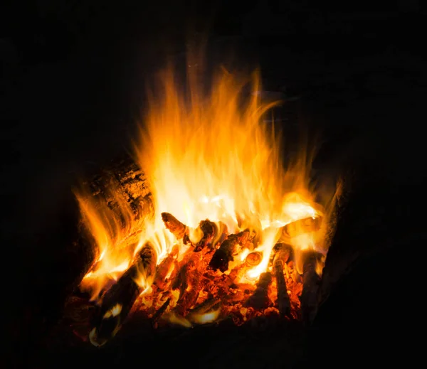 Полум Вогню Вночі — стокове фото