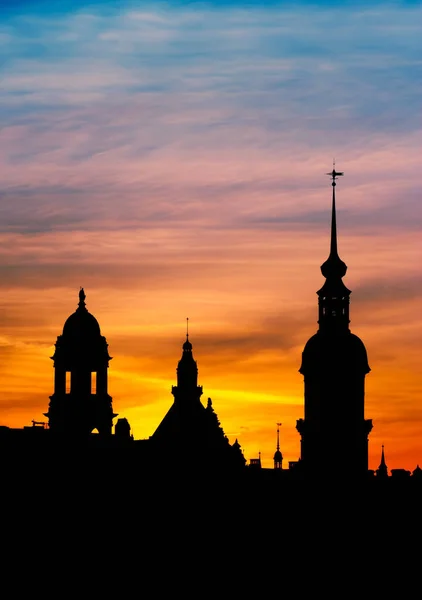 Dresden Çan Kulesinin Üzerinde Gün Batımının Görüntüsü — Stok fotoğraf
