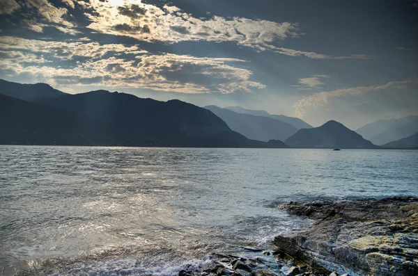 Romántica Puesta Sol Lago Norte Italia Durante Las Vacaciones Verano — Foto de Stock