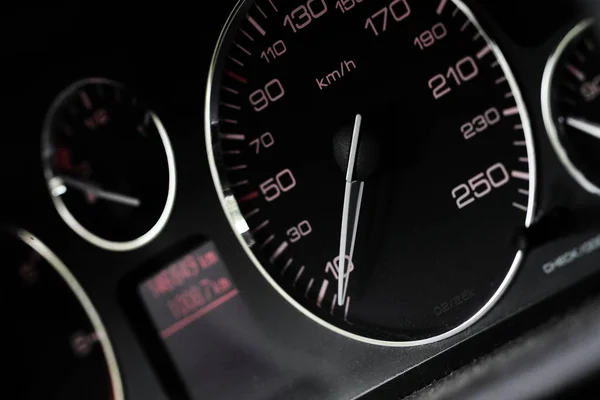 Sluiten Moderne Auto Dashboard — Stockfoto