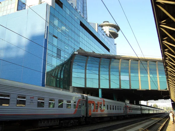 Paesaggio Con Moderna Stazione Ferroviaria Samara — Foto Stock