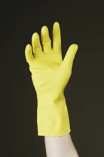 Рука Жовтими Захисними Гумовими Рукавичками — стокове фото
