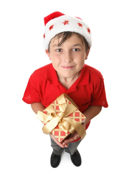 Ein Kind Schaut Auf Und Hält Ein Rot Goldenes Geschenk — Stockfoto