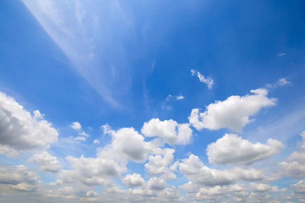 Prachtige Blauwe Wolken Lucht — Stockfoto