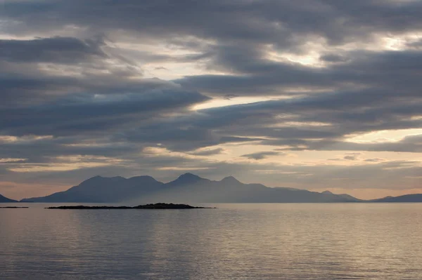 Ilha Rum Arisaig Costa Oeste Escócia Uma Tarde Verão — Fotografia de Stock