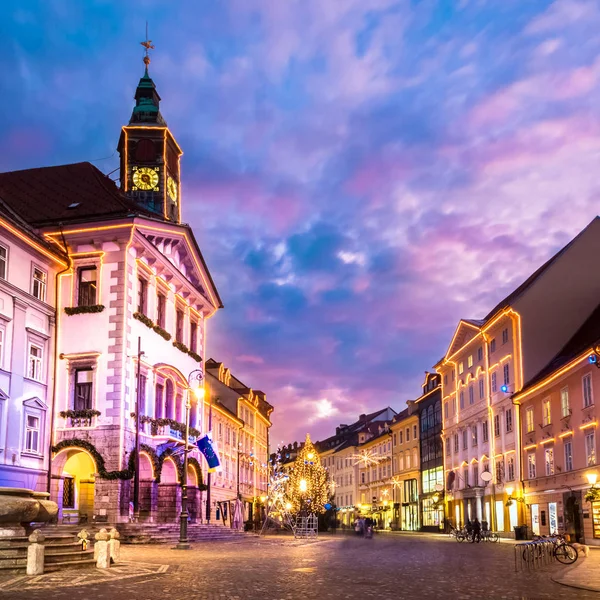 Romântico Centro Cidade Liubliana Capital Eslovénia Europa Câmara Municipal Fonte — Fotografia de Stock