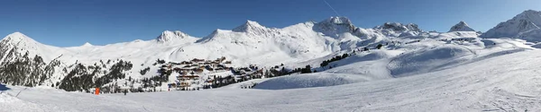 Panorama Miejscowości Narciarskiej Plagne — Zdjęcie stockowe