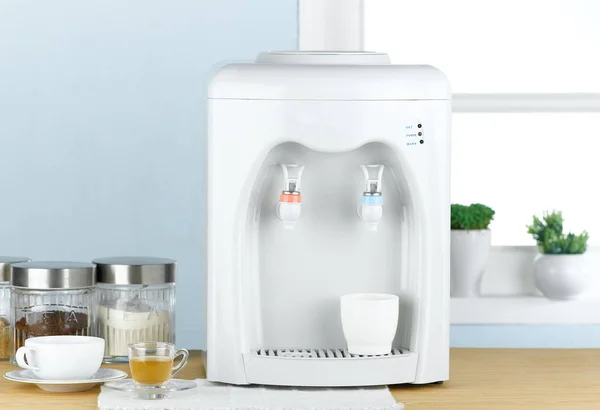 Two in one hot and cool water drinking machine