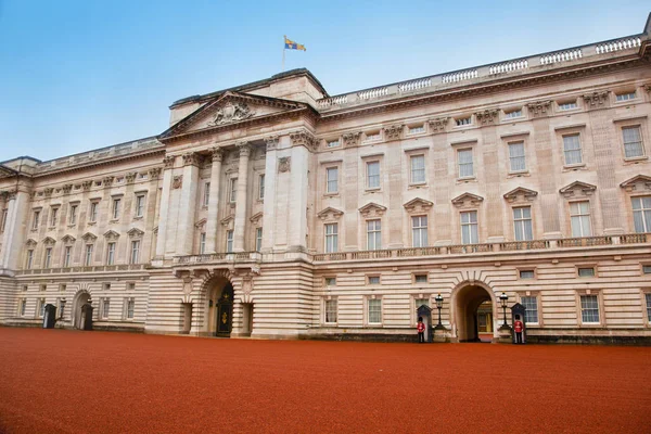 Ανάκτορα Του Μπάκιγχαμ Στο Λονδίνο Ηνωμένο Βασίλειο Σπίτι Για Βασίλισσα — Φωτογραφία Αρχείου