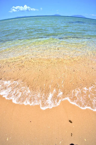 Paradise Beach Wodorostów Oceanie Indyjskim Nosy Być Madagaskar Piasek Wyspa — Zdjęcie stockowe