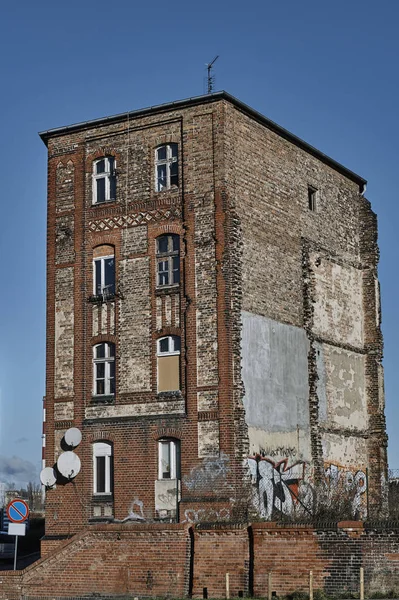 Fachada Del Edificio Ladrillo Rojo Destruido Poznan — Foto de Stock
