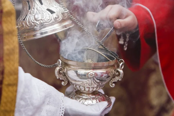 Kadzielnica Srebra Lub Alpaki Kadzidła Świętym Tygodniu Hiszpania — Zdjęcie stockowe