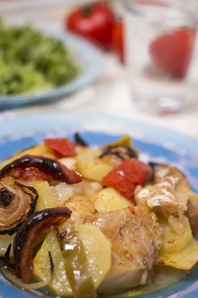Tradycyjny Portugalski Posiłek Zrobić Piekarniku Dorsza Ziemniakami Oliwie — Zdjęcie stockowe