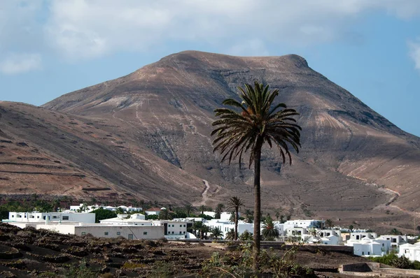 Paesaggio Lanzarote Piccola Città Yaiza Isole Canarie Spagna — Foto Stock