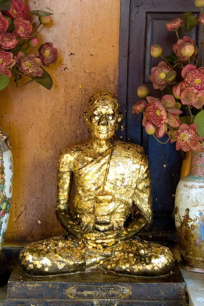 Złoty Mnich Pomnik Bliska — Zdjęcie stockowe