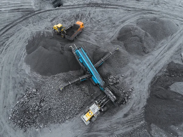 Açık Çukur Benim Sıralama Doğurmak Kömür Madenciliği Buldozer Kömür Sıralar — Stok fotoğraf