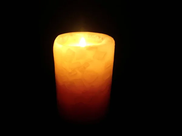 Weiches Kerzenlicht Auf Schwarzem Hintergrund — Stockfoto