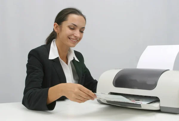 Mujer Negocios Está Imprimiendo Oficina Copia Duplicado Llamando — Foto de Stock