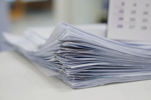 Dokument Für Arbeit Und Kalender Lag Auf Weißem Tisch Büro — Stockfoto