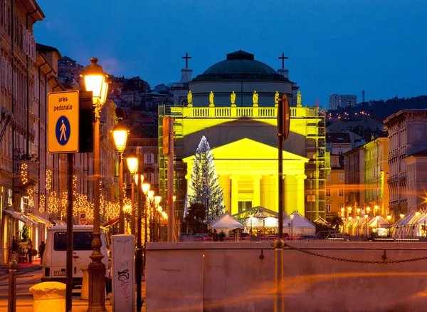 Vista Catedral Santo Antônio Dia Natal Trieste Itália — Fotografia de Stock