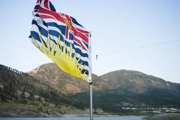 Provincial Flag British Columbia Vinden Färjan — Stockfoto