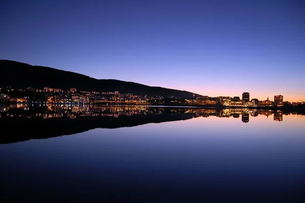 Skumringsbilde Fra Bergen Sentrum — Stok fotoğraf
