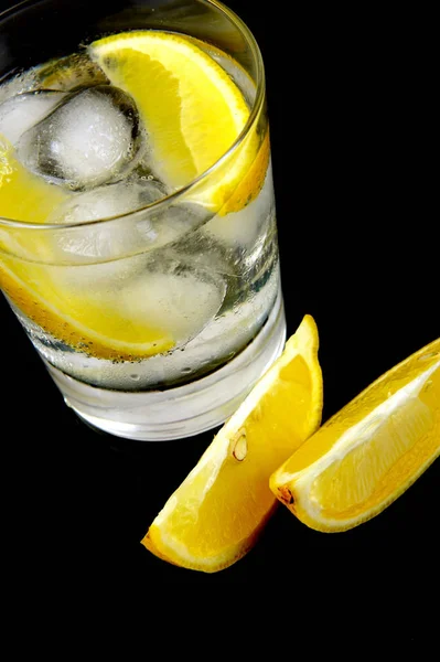 Крижана Вода Клином Лимона — стокове фото
