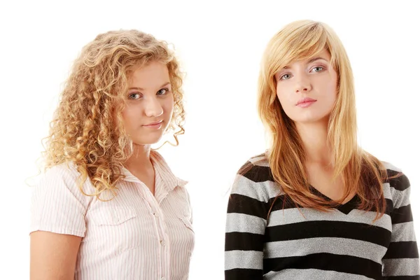 Duas Belas Namoradas Adolescentes Loiras Isoladas Fundo Branco — Fotografia de Stock