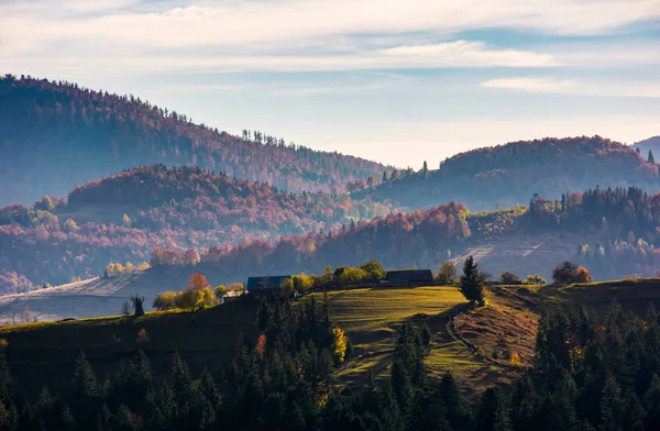 Village Top Grassy Knoll Autumn Gorgeous Sunrise Mountainous Rural Area — Stock Photo, Image